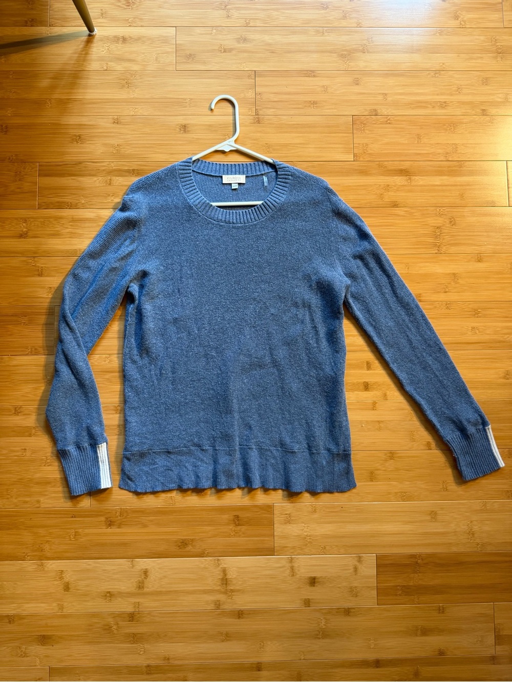 Kinross Cashmere Blue Crewneck Sweater - Women’s Size Medium